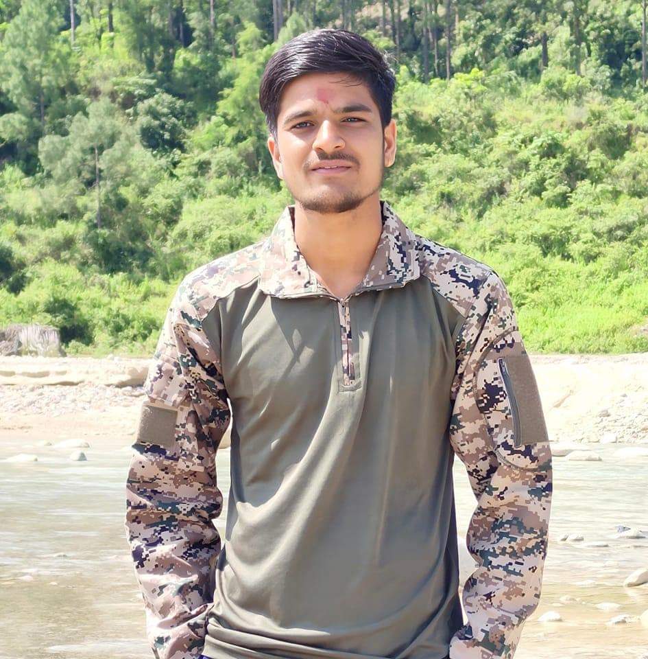 नरेन्द्र प्रसाद भट्ट (सुनिल)